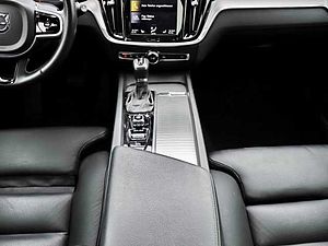 Volvo  Inscription T6 AWD         Xenium Licht-paket / Panoramadach